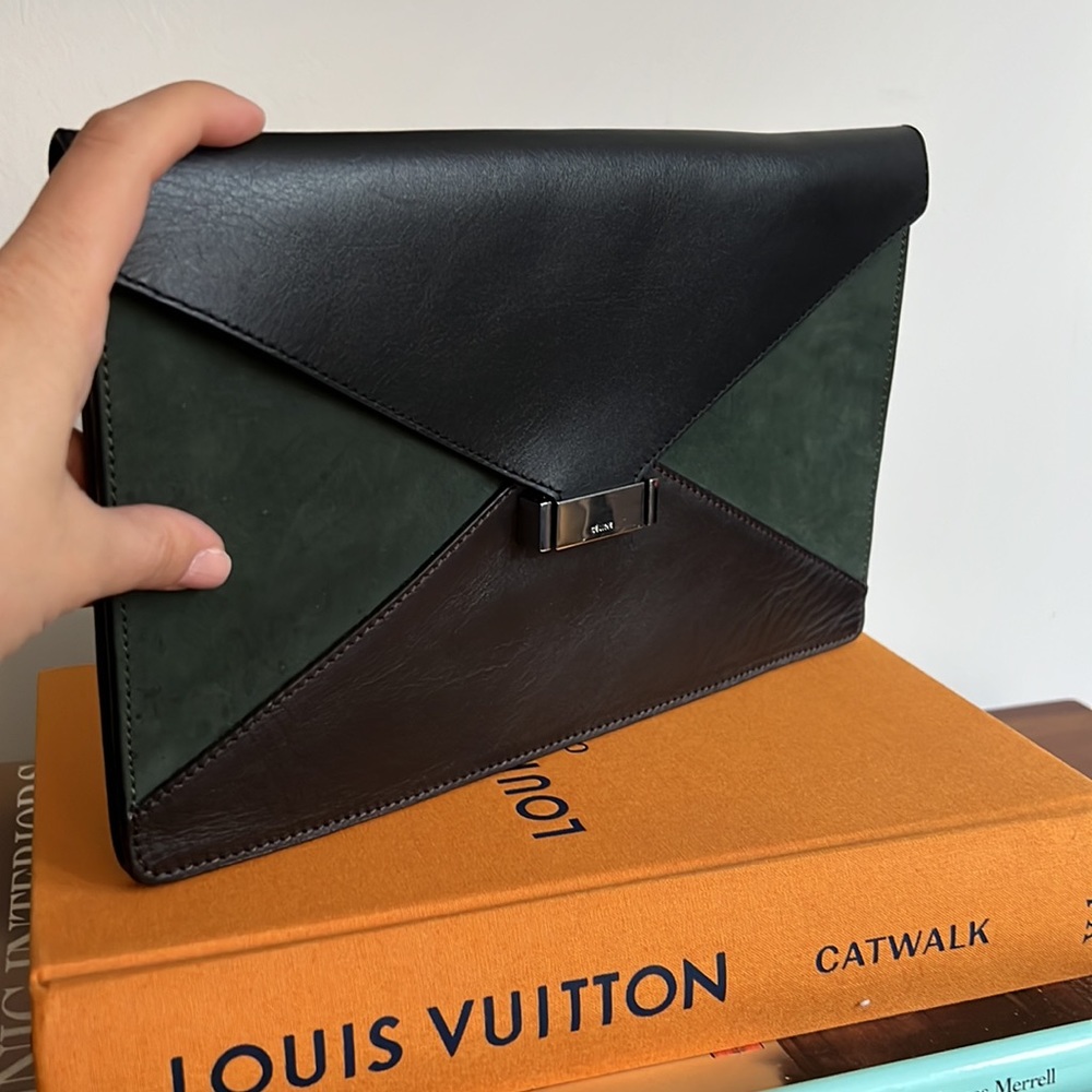 CELINE Diamond Clutch - Picture 3 of 5